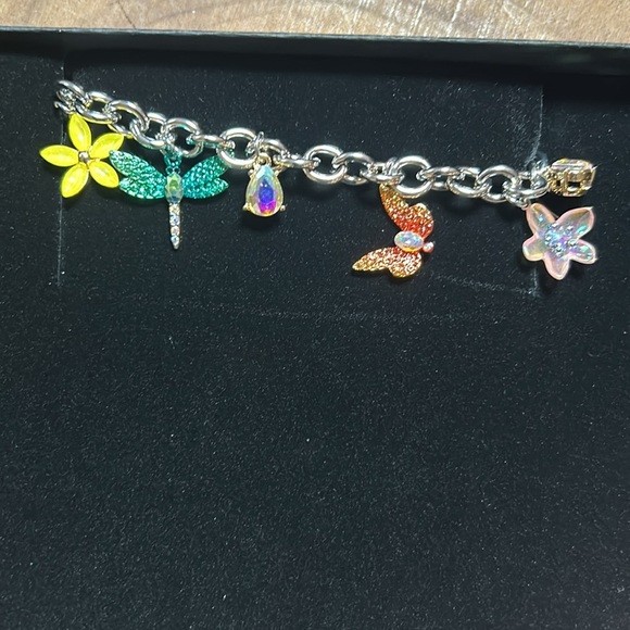 Betsey Johnson Garden Glam Dragonfly Garden Charm Multi Bracelet - Picture 5 of 6